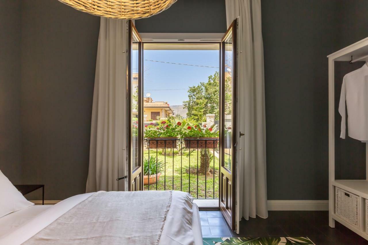 Villa Raphael 阿沃拉 外观 照片