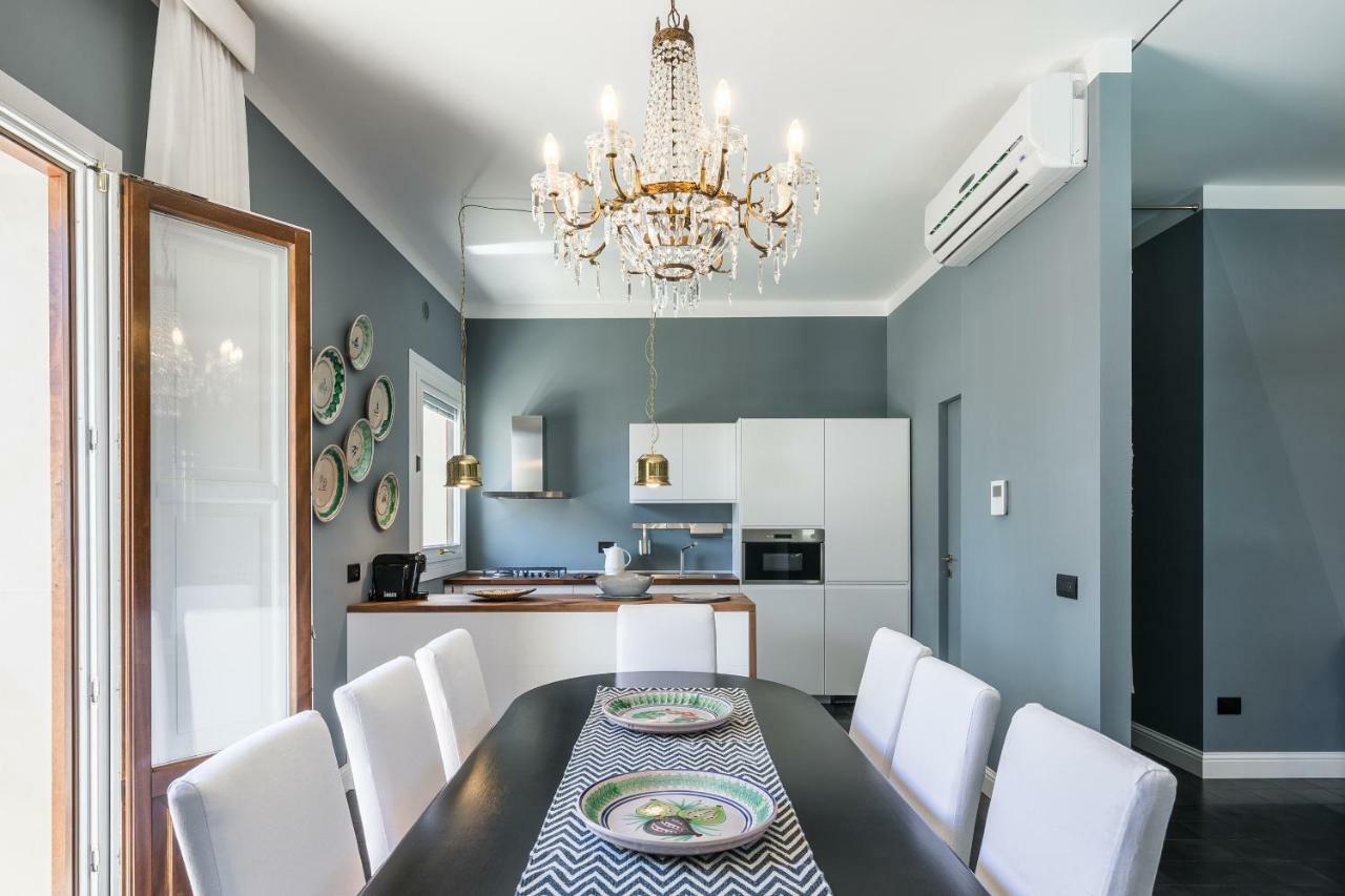 Villa Raphael 阿沃拉 外观 照片